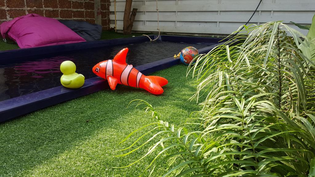 Barefeet Naturist Resort (Adults Only) Bangkok Luaran gambar