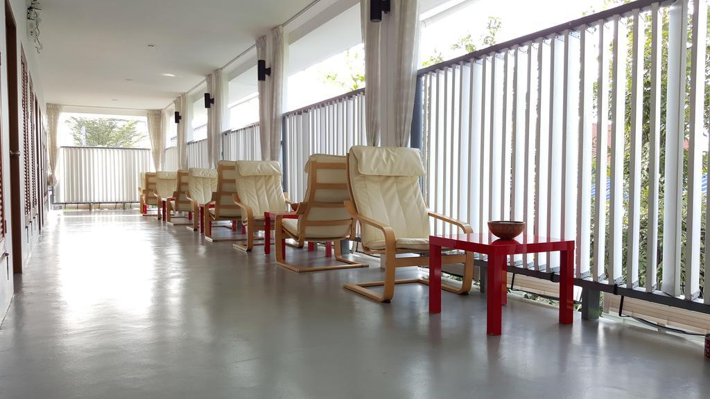 Barefeet Naturist Resort (Adults Only) Bangkok Luaran gambar