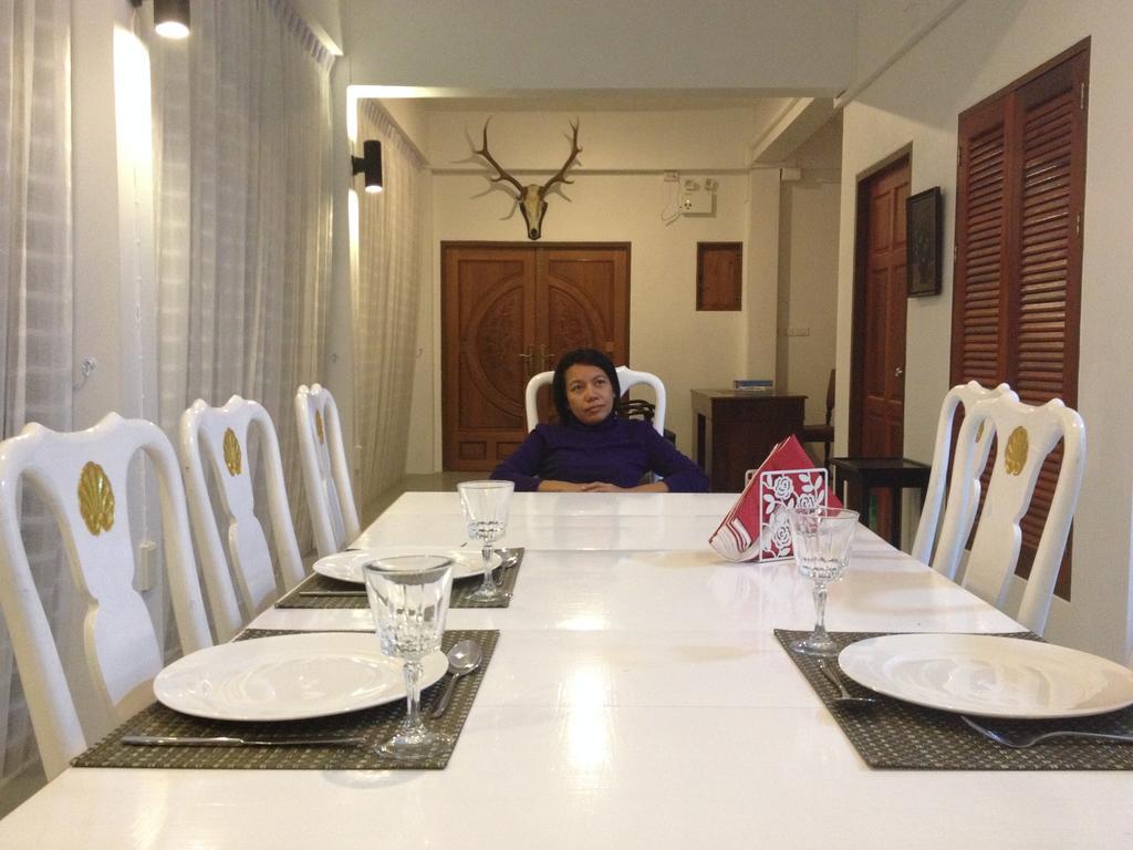 Barefeet Naturist Resort (Adults Only) Bangkok Luaran gambar